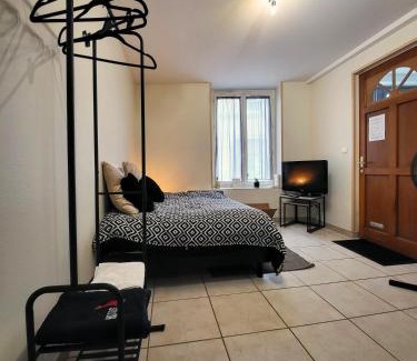 Tarbes Apartment | APPART IN PY' - Charmant Studio RDC plein centre