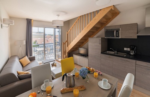 Biscarrosse Plage Apartment | Appart Lumineux avec Balcon | Accès Piscine
