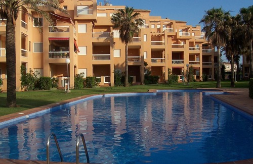 Denia Apartment | Appart rez of garden, in residence of stand. 1st line of sea and beach.