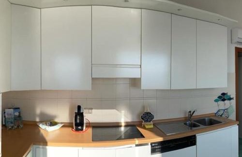 La Maddalena Apartment | Appartamentino panoramico.con finestra sul mare!