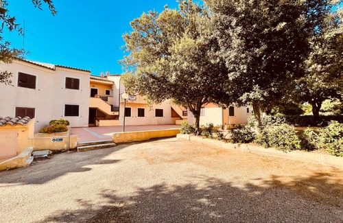Porto Pozzo Apartment | Appartamento A un passo dal mare