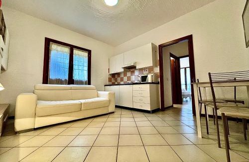 Porto Pozzo Apartment | Appartamento A un passo dal mare