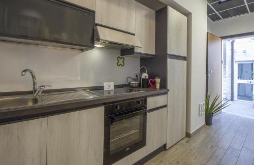 Matera Apartment | Appartamento con 2 camere e 2 bagni in centro con parcheggio