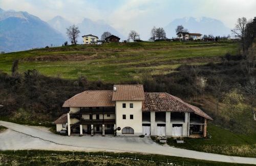 Belluno House | Appartamento immerso nella natura con parcheggio - Genziana