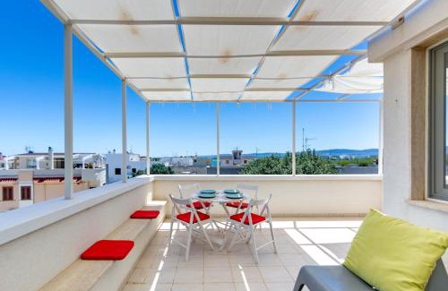 Torre Canne Apartment | Appartamento La Terrazza sul Faro - MyHo Casa