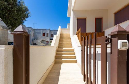 Torre Canne Apartment | Appartamento La Terrazza sul Faro - MyHo Casa