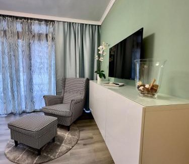 Playa del Ingles Apartment | Appartamento moderno centrale WIFI Free b