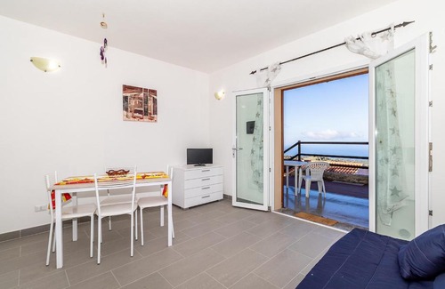 Trinita d'Agultu Apartment | Appartamento monolocale vista mare FT6