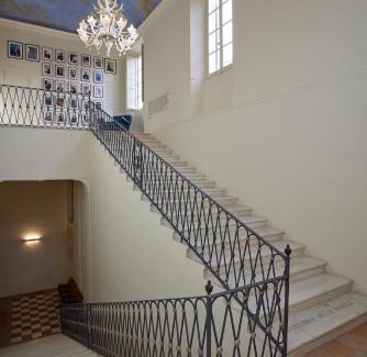Pergola Apartment | Appartamento Rebel House