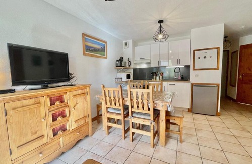 Notre-Dame-de-Bellecombe Apartment | Appartement charme pieds des pistes avec terrasse et WIFI inclus - FR-1-505-197