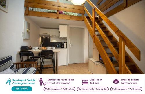 Chateau-d'Olonne Apartment | Appartement à 900m de la plage aux Sables d'Olonne