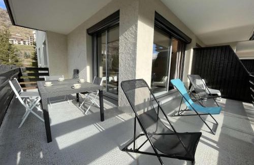 Saint-Chaffrey Apartment | Appartement 3 pièces, 6 couchages - Chantemerle, Serre-Chevalier, balcon, parking, casier à ski - FR-1-330E-9