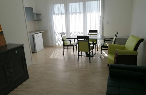 Centre Ville Rive Gauche Condo | Appartement 3 pièces spacieux, Quartier Flaubert