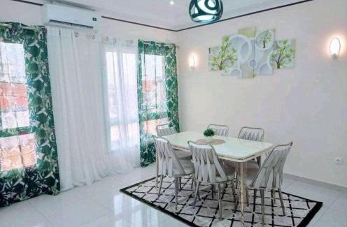 Pointe-Noire Apartment | Appartement avec vue sur mer