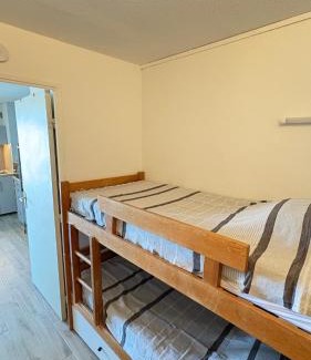 Carnon-Plage Apartment | appartement Carnon vue étang