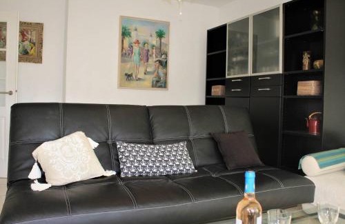 Villeneuve Loubet Beach Apartment | Appartement Climatisé 3P, Piscine, Terrasse Sud, Parking Privé, Proche Plage et Gare - FR-1-252A-70