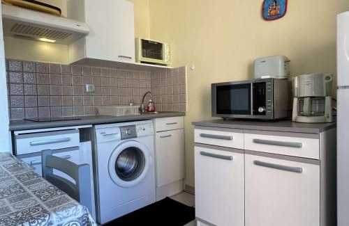 Cerbere Apartment | Appartement climatisé 2 pièces, piscine, animaux acceptés, parking, proche mer - FR-1-225C-152
