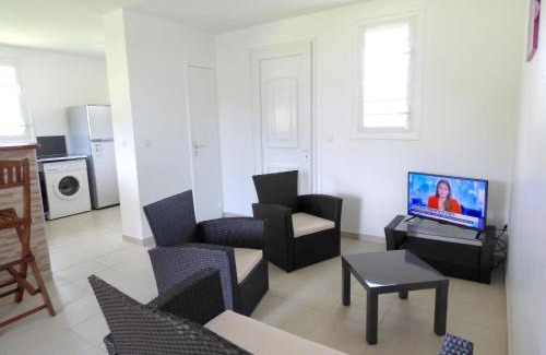 Trois-Ilets Apartment | Appartement confortable aux Trois Îlets - 85 m² - Vue montagne