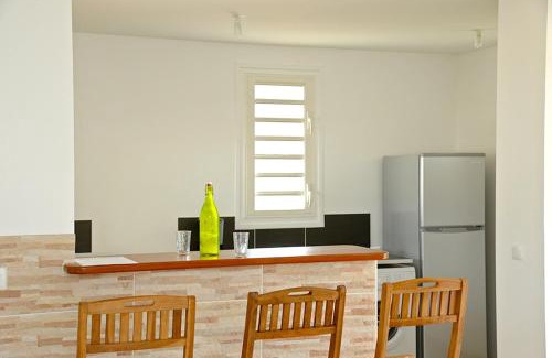 Trois-Ilets Apartment | Appartement confortable aux Trois Îlets - 85 m² - Vue montagne