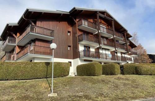 Praz-sur-Arly Apartment | Appartement cosy 6 pers, Praz-sur-Arly, navette gratuite, parking, animaux admis - FR-1-603-43