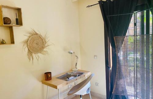 Buenas Noches Apartment | Appartement cosy avec piscine & plage à 5 min à pied