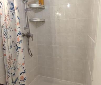 Hyeres Apartment | appartement en rez de jardin et terrasse ds villa