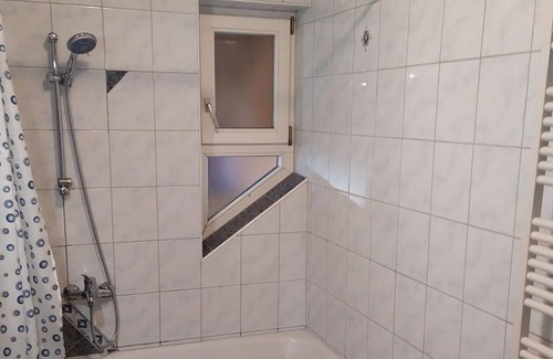 Glatzberg Apartment | Appartement/fewo, Toilette und Bad/dusche Getrennt - Ferienwohnung "raus Aufs Land"