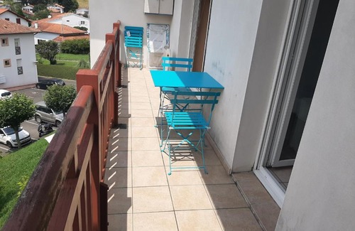 Hendaye Apartment | Appartement Hendaye, 2 pièces, 4 personnes - FR-1-239-570