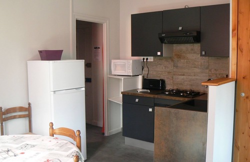 La Bourboule Apartment | Appartement "Le Rocher de L'aigle" au Calme à La Bourboule - 2 Couchages