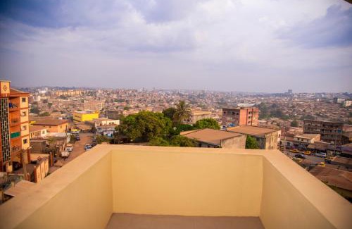 Yaounde Apartment | Appartement meublé 2 chambres avec salle de bain - 1 salon - 1e cuisine - La Concorde - Quartier Nkomkana