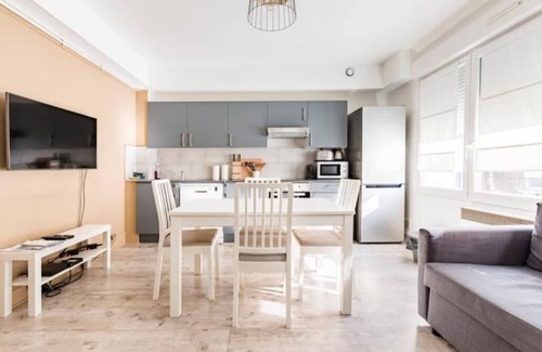 Boulogne-sur-Mer Apartment | Appartement Moderne Proche Plage et Nausicaa