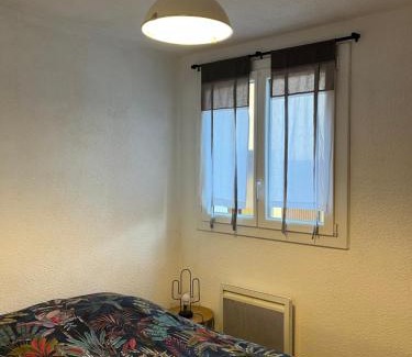 Greoux-les-Bains Apartment | Appartement moderne & chaleureux