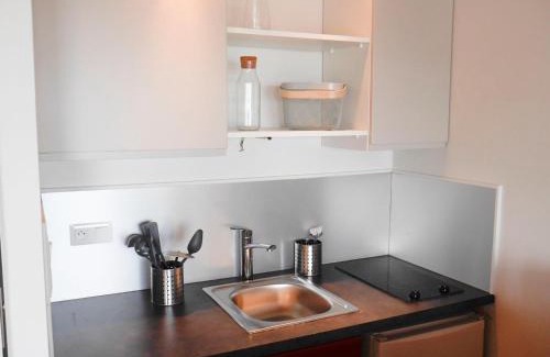 Le Palais Apartment | Appartement rénové avec vue mer et WIFI - FR-1-418-214