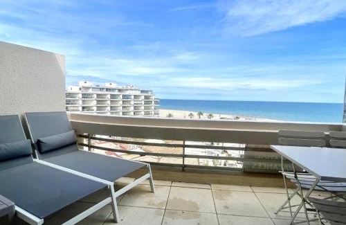 La Cote Radieuse Apartment | Appartement rénové avec piscine commune, 4 couchages, climatisé, wifi, terrasse vue mer - FR-1-748-3