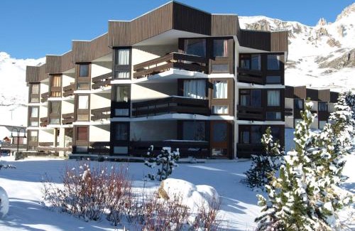 Le Lavachet Apartment | Appartement spacieux 4 pièces 8 pers à Tignes, Lavachet, proche pistes & commerces, balcon sud - FR-1-411-313