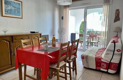 Cambo-les-Bains Apartment | Appartement T1 Bis avec jardin privé et piscine, 4 pers, Cambo-les-Bains - FR-1-495-13