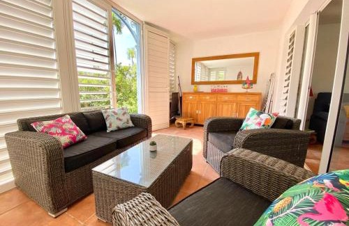 Bas du Fort Apartment | Appartement T2 accès plage et piscine