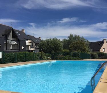 Quiberon Apartment | Appartement T2 refait à neuf, piscine