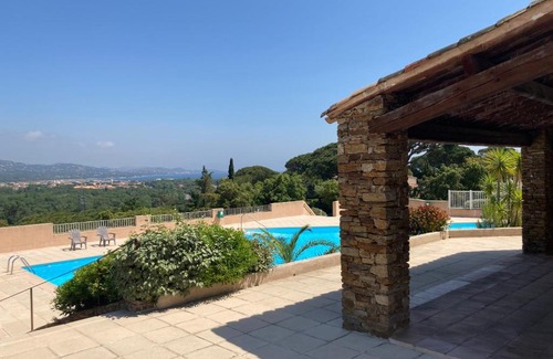 Cogolin Apartment | Appartement vue mer golfe de Saint-Tropez