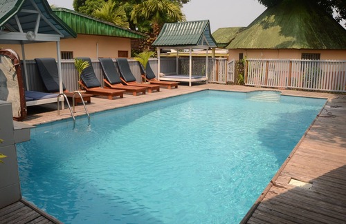 Kribi Apartment | Appartements Premium vue Mer 2 ou 3Ch . 3 Salle Bain Piscine Plage Pt Dej Inclus