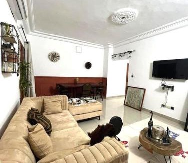 Littoral Department Apartment | Apt 2 chambres déco africaine - aéroport à 7min, plage à 200m
