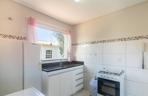 Taperapua Beach Apartment | Apt in Condo w/Pool 850m From the Beach - Srr0007