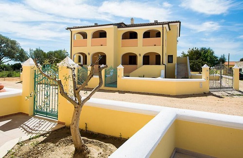 Orosei Apartment | Apt. Rosaria 1A shared Swimming Pool