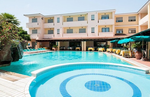 Orosei Apartment | Apt. Rosaria 3A share Swimming Pool