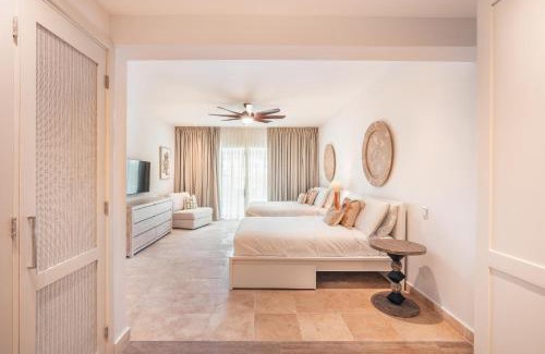 Cap Cana Marina Apartment | Apt with picuzzi in Cap Cana at Punta Palmera BA5
