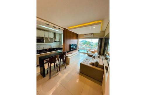 Umuarama House | Apto Alto Padrão C/Suíte, SmarTV, Wi-FI e Piscina