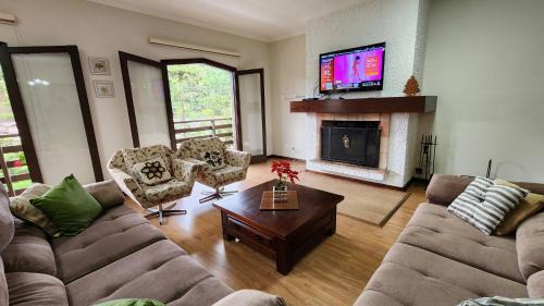 Capivari Apartment | Apto no centro turístico Capivari (150m do Baden)
