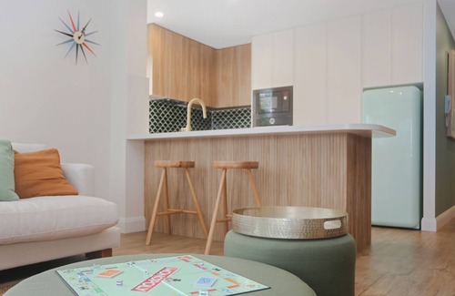 Hawks Nest Apartment | Aquarius Apartment 9