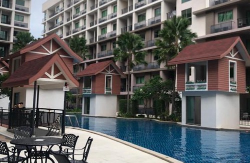 Jomtien Resort | Arcadia Beach Continental (อาคาเดีย บีช คอนติเนนทอล)
