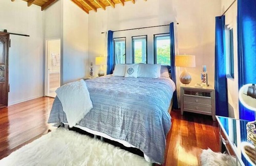 Oakridge House | Archipelago Palace @ OakRidge